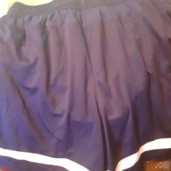 Nike Dri-Fit Shorts size Large - Picture 5 of 7